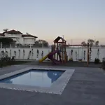 Ξενοδοχείο Q